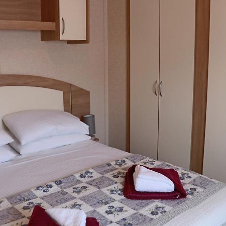 Palm 1 Park Home With Hot Tub سوانغه المظهر الخارجي الصورة