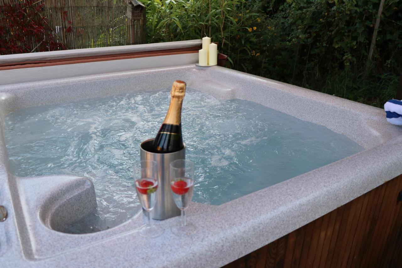 Palm 1 Park Home With Hot Tub سوانغه المظهر الخارجي الصورة