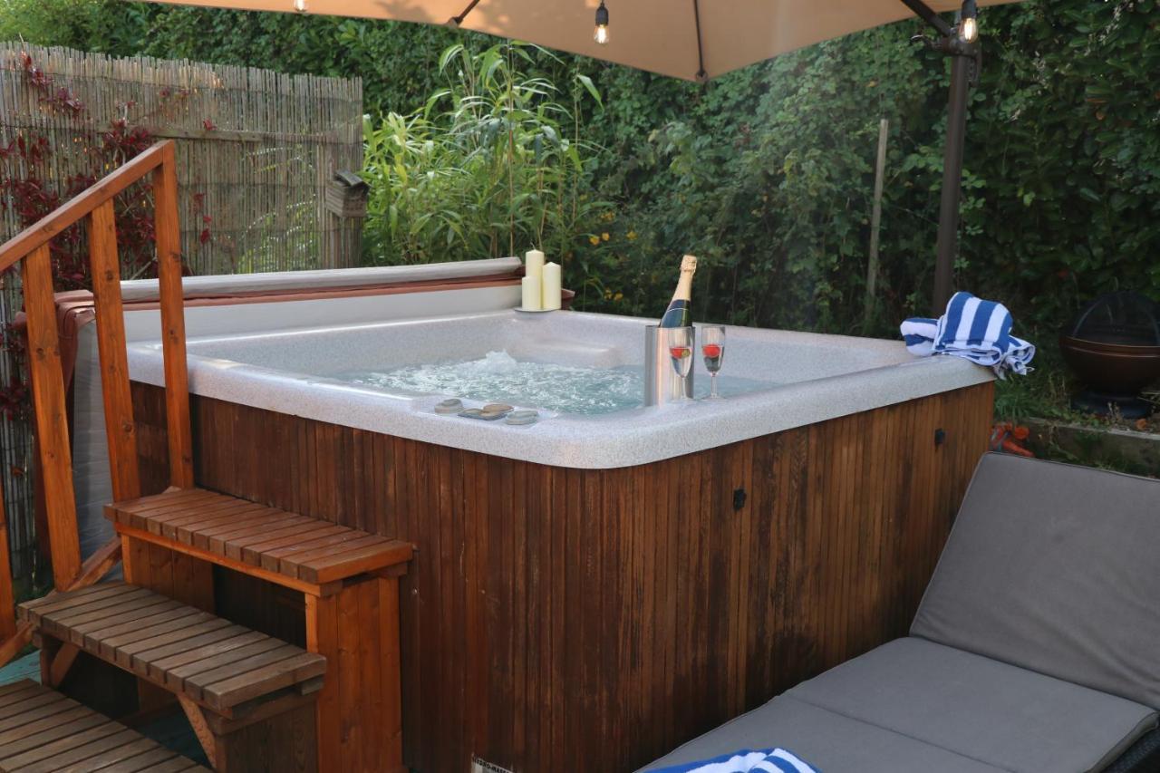 Palm 1 Park Home With Hot Tub سوانغه المظهر الخارجي الصورة